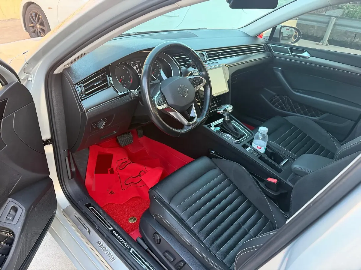 2020 Volkswagen Magotan 2.0T 186HP L4 7DCT,autocango,china used car exporter,china ev exporter,chinese used car exporter,chinese used ev exporter