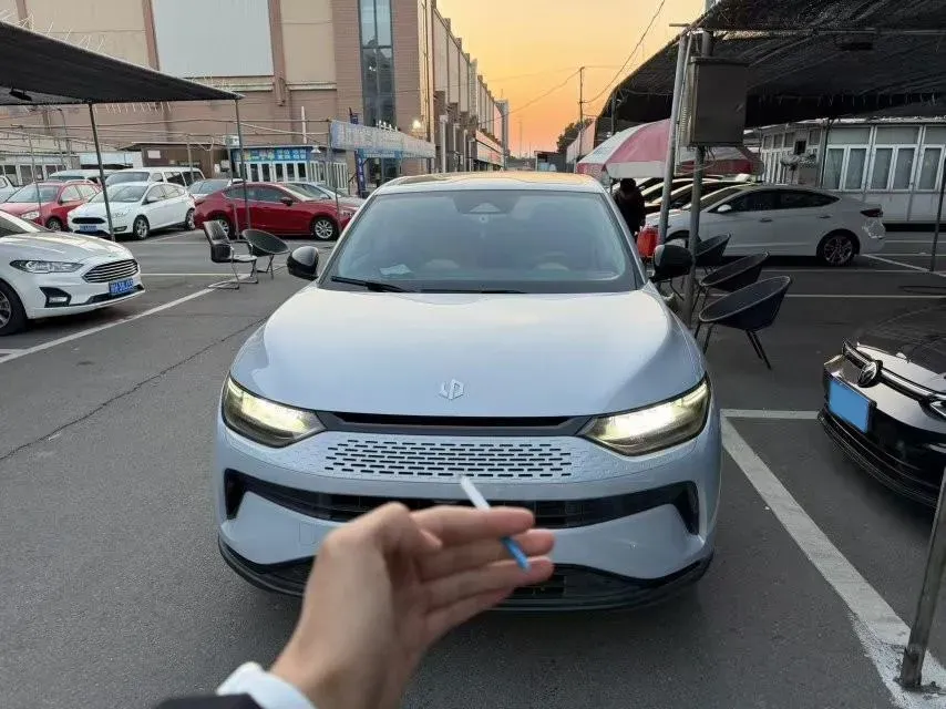 2023 Leapmotor C11 Range Extended 131HP REEV 30.1KWH,autocango,china used car exporter,china ev exporter,chinese used car exporter,chinese used ev exporter