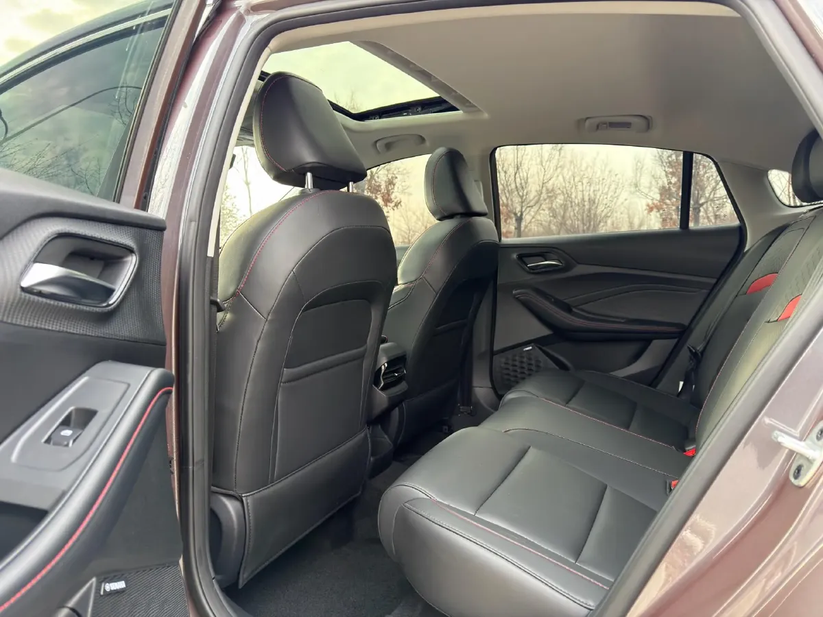 2022 MG 5 1.5L 120HP L4 CVT,autocango,china used car exporter,china ev exporter,chinese used car exporter,chinese used ev exporter