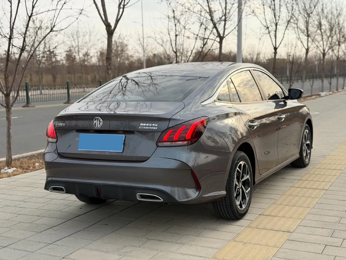 2022 MG 5 1.5L 120HP L4 CVT,autocango,china used car exporter,china ev exporter,chinese used car exporter,chinese used ev exporter