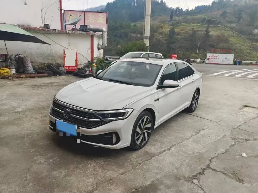 2023 Volkswagen Sagitar 1.5T 160HP L4 7DCT,autocango,china used car exporter,china ev exporter,chinese used car exporter,chinese used ev exporter