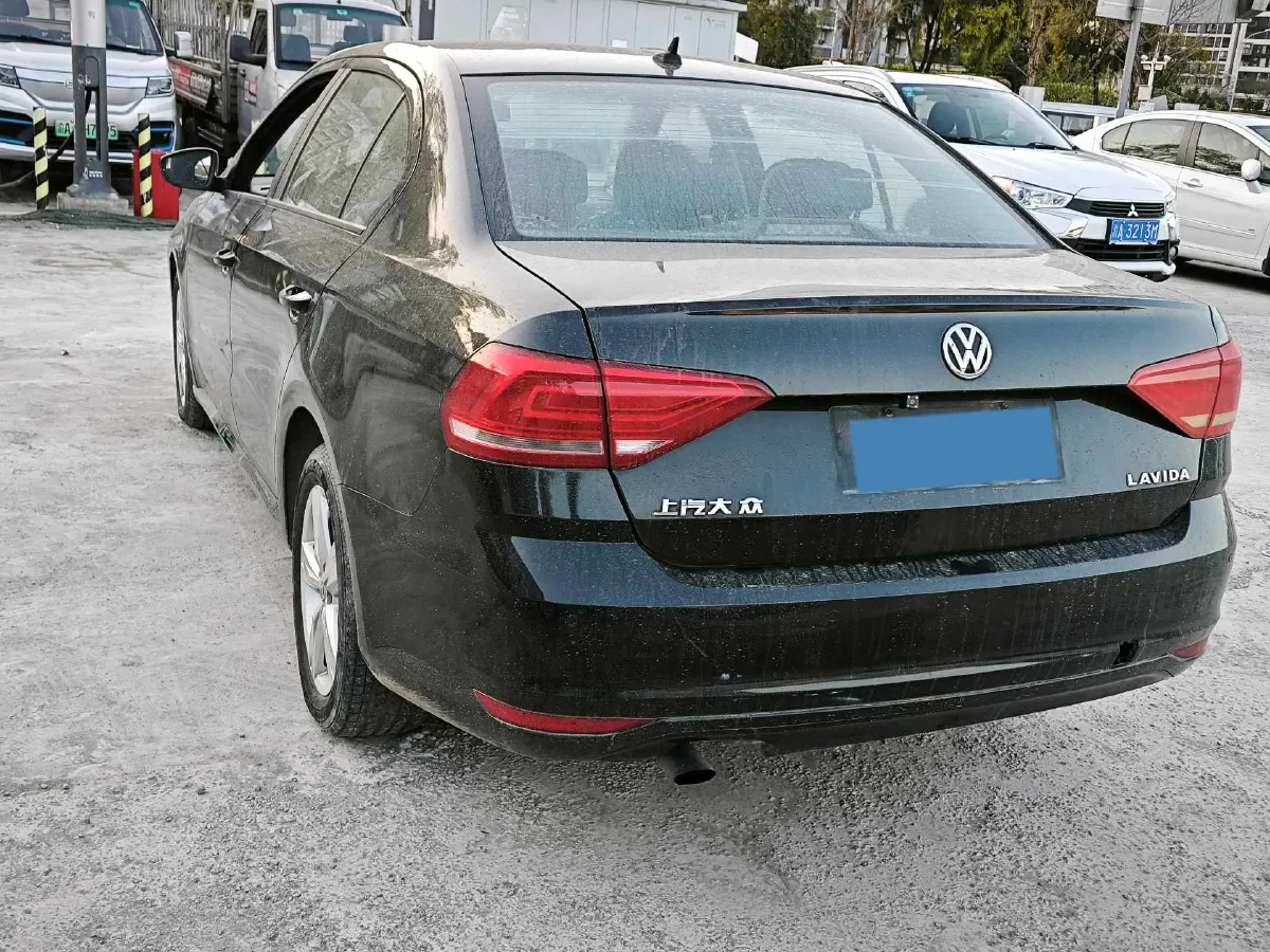 2017 Volkswagen Lavida 1.6L 110HP L4 6AT,autocango,china used car exporter,china ev exporter,chinese used car exporter,chinese used ev exporter