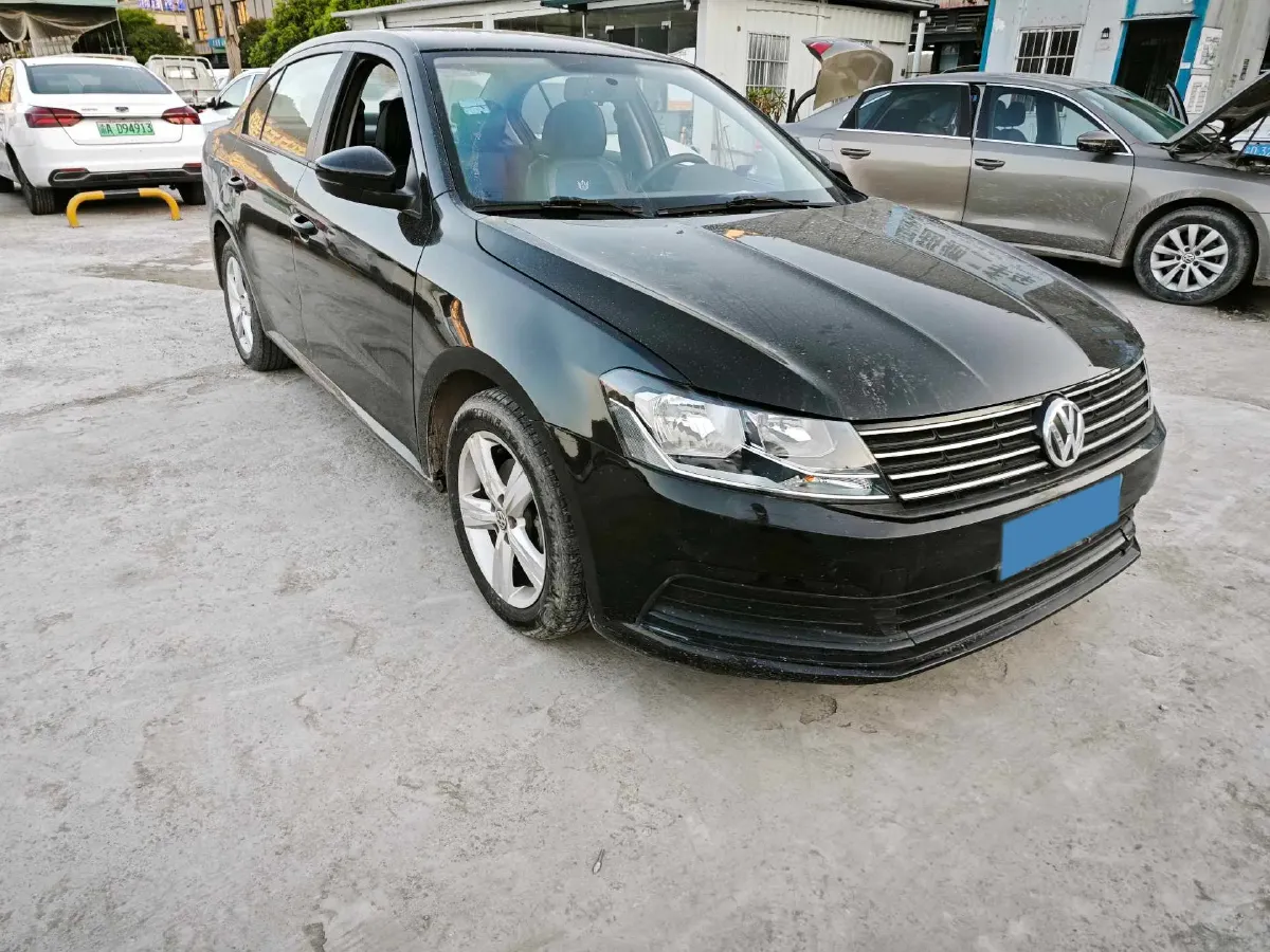 2017 Volkswagen Lavida 1.6L 110HP L4 6AT,autocango,china used car exporter,china ev exporter,chinese used car exporter,chinese used ev exporter
