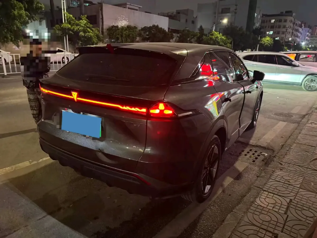 2023 Deepal S07 BEV 66.8KWH,autocango,china used car exporter,china ev exporter,chinese used car exporter,chinese used ev exporter