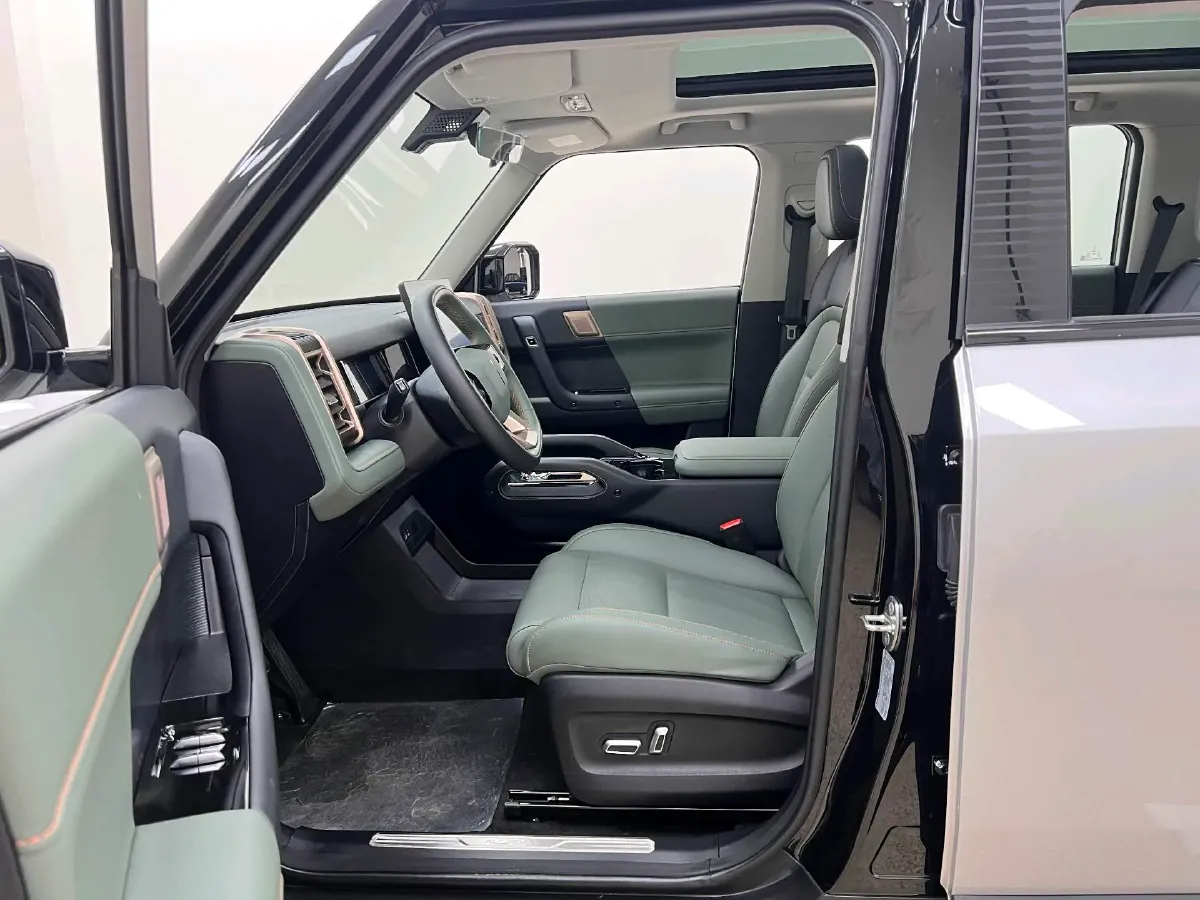 2024 iCAR iCAR 03 BEV 65.69KWH,autocango,china used car exporter,china ev exporter,chinese used car exporter,chinese used ev exporter