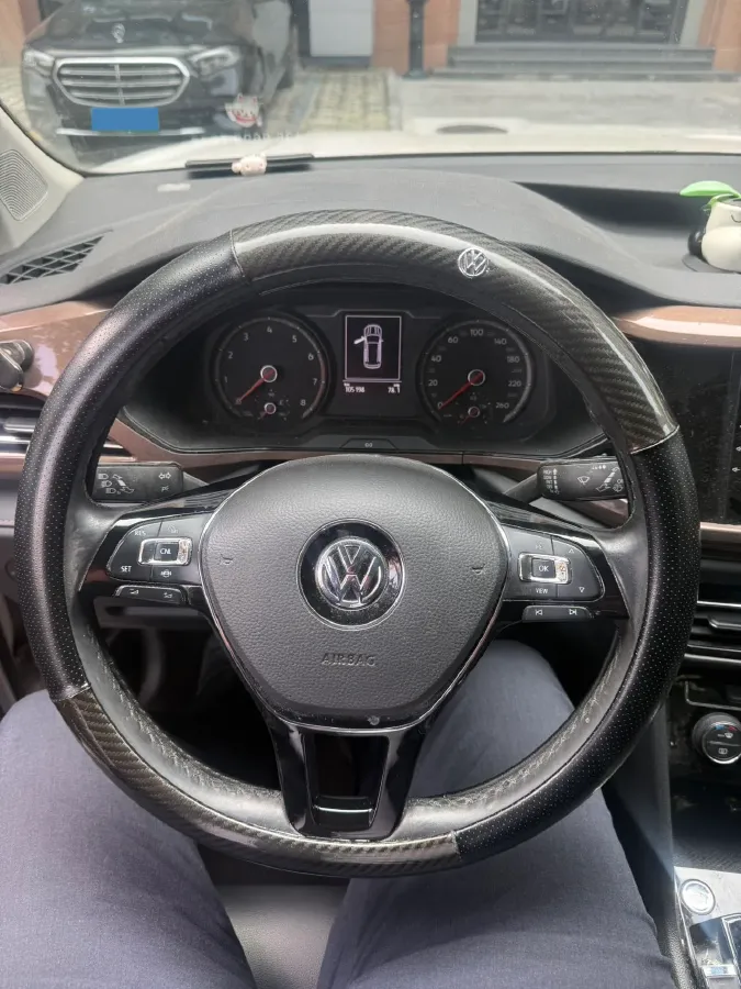 2020 Volkswagen Tharu 1.4T 150HP L4 7DCT,autocango,china used car exporter,china ev exporter,chinese used car exporter,chinese used ev exporter