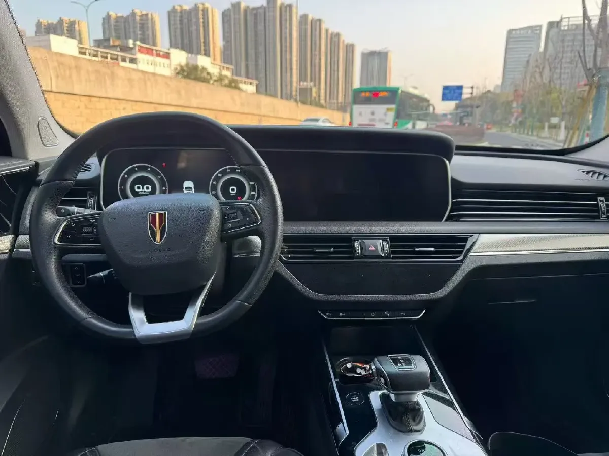 2019 HongQi HS5 2.0T 224HP L4 6AT,autocango,china used car exporter,china ev exporter,chinese used car exporter,chinese used ev exporter