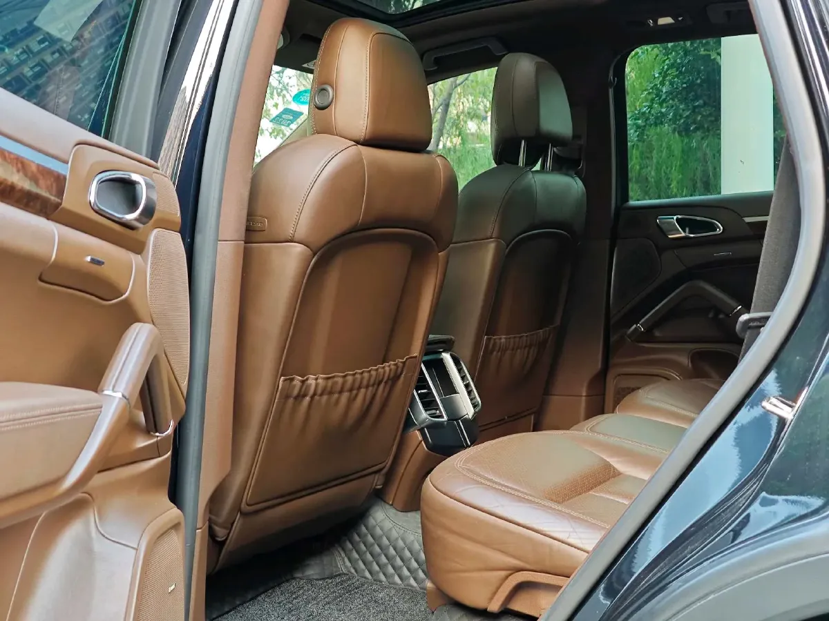 2016 Porsche Cayenne 3.0T 333HP V6 8AT PHEV,autocango,china used car exporter,china ev exporter,chinese used car exporter,chinese used ev exporter