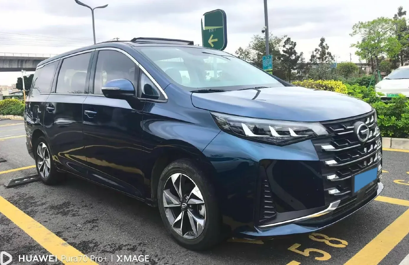 2021 GAC Trumpchi M6 1.5T 169HP L4 7DCT,autocango,china used car exporter,china ev exporter,chinese used car exporter,chinese used ev exporter