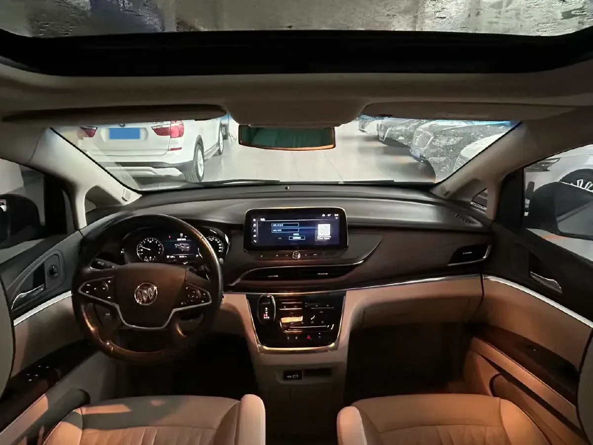 2023 Buick GL8 2.0T 237HP L4 9AT,autocango,china used car exporter,china ev exporter,chinese used car exporter,chinese used ev exporter