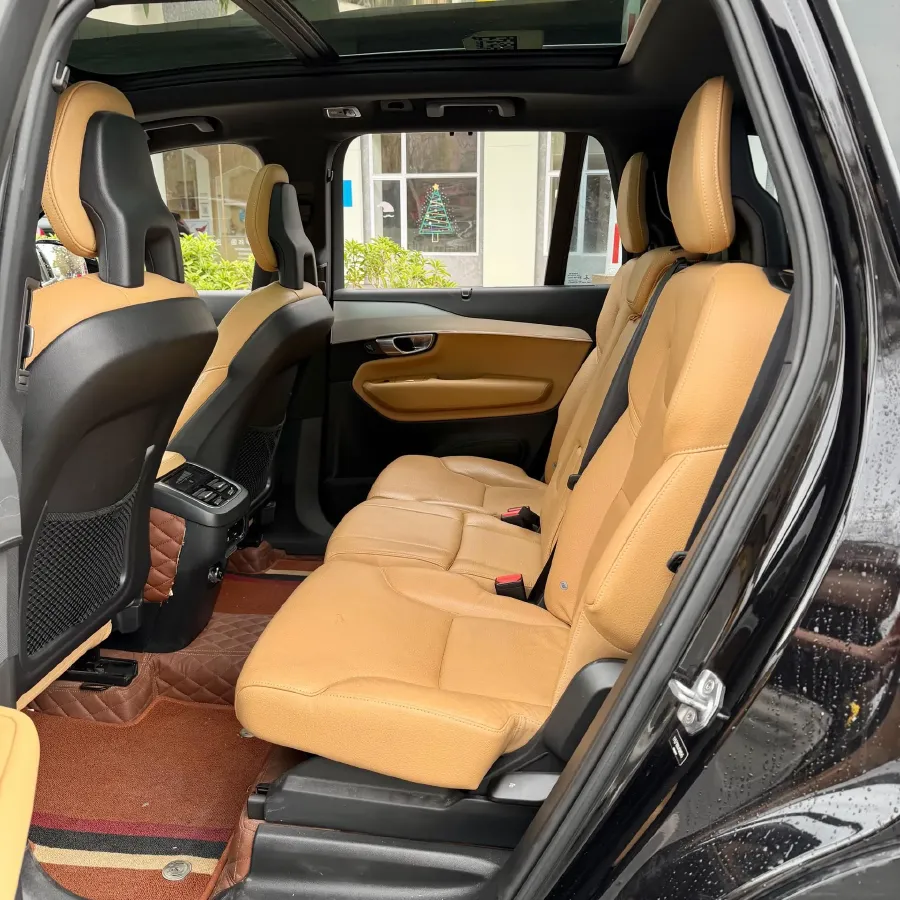 2018 Volvo XC90 2.0T 320HP L4 8AT,autocango,china used car exporter,china ev exporter,chinese used car exporter,chinese used ev exporter