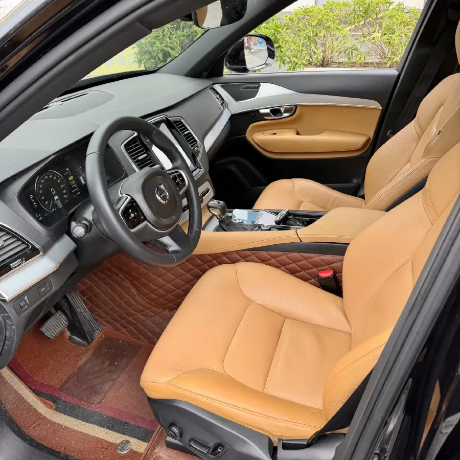 2018 Volvo XC90 2.0T 320HP L4 8AT,autocango,china used car exporter,china ev exporter,chinese used car exporter,chinese used ev exporter