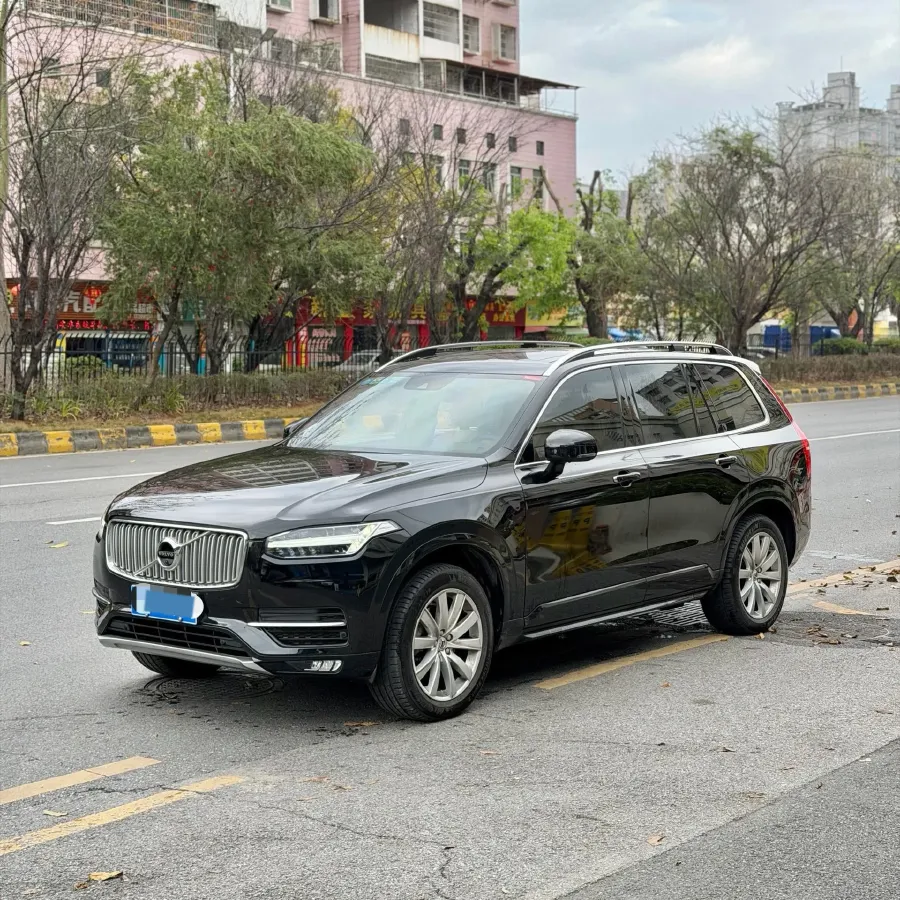 2018 Volvo XC90 2.0T 320HP L4 8AT,autocango,china used car exporter,china ev exporter,chinese used car exporter,chinese used ev exporter