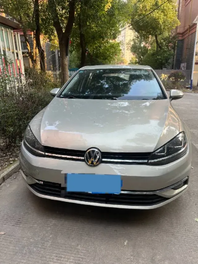 2018 Volkswagen Golf 1.6L 110HP L4 6AT,autocango,china used car exporter,china ev exporter,chinese used car exporter,chinese used ev exporter