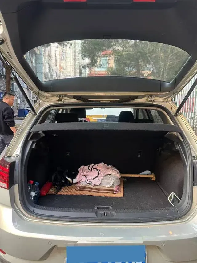 2018 Volkswagen Golf 1.6L 110HP L4 6AT,autocango,china used car exporter,china ev exporter,chinese used car exporter,chinese used ev exporter