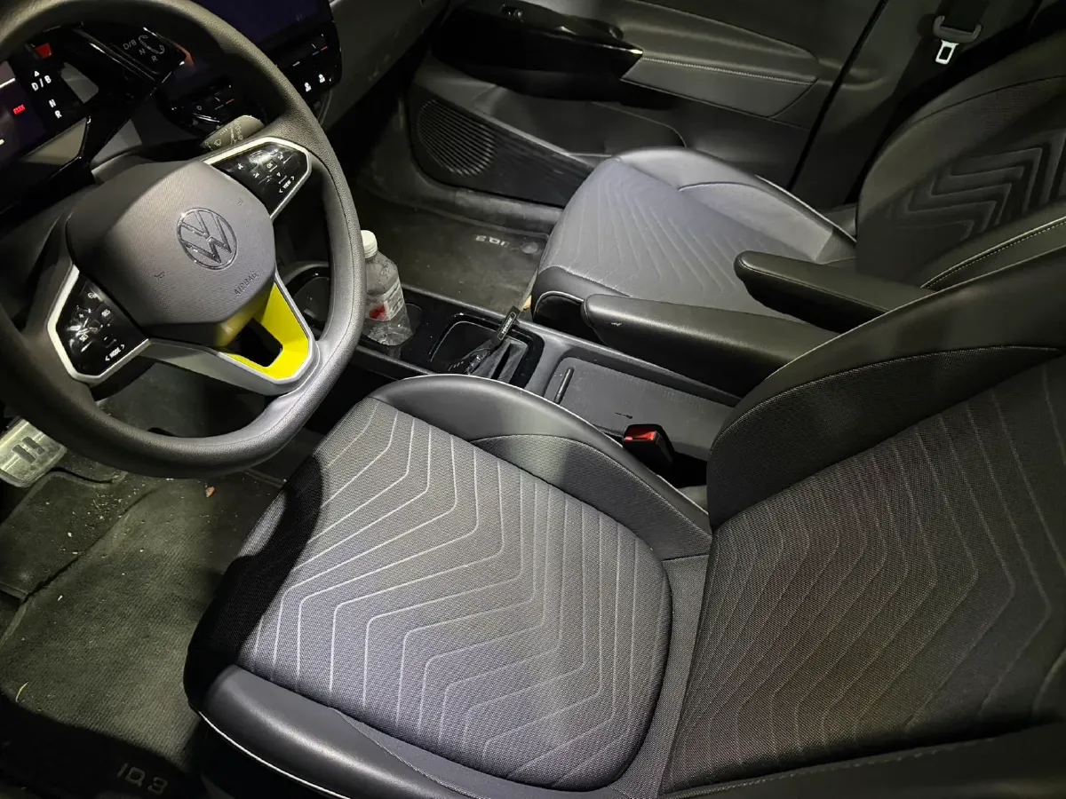 2023 Volkswagen ID.3 BEV 52.8KWH,autocango,china used car exporter,china ev exporter,chinese used car exporter,chinese used ev exporter