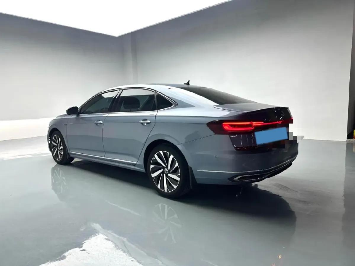 2022 Xpeng P7 BEV 60.2KWH,autocango,china used car exporter,china ev exporter,chinese used car exporter,chinese used ev exporter