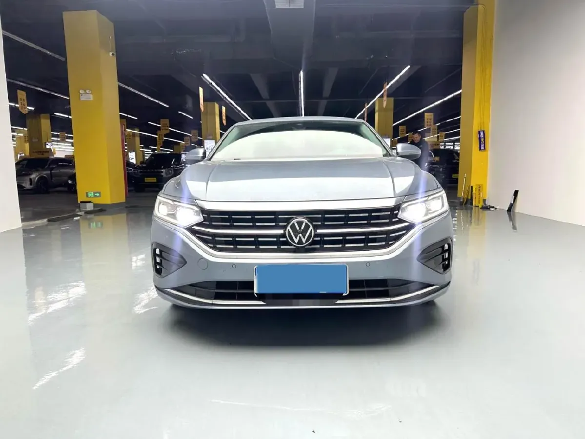 2022 Xpeng P7 BEV 60.2KWH,autocango,china used car exporter,china ev exporter,chinese used car exporter,chinese used ev exporter