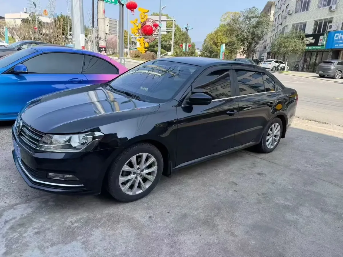 2017 Volkswagen Lavida 1.4T 131HP L4 7DCT,autocango,china used car exporter,china ev exporter,chinese used car exporter,chinese used ev exporter
