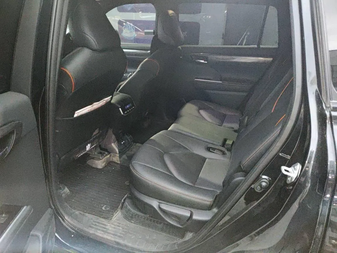 2024 Toyota Crown Kluger 2.5L 189HP L4 E-CVT Hybrid,autocango,china used car exporter,china ev exporter,chinese used car exporter,chinese used ev exporter