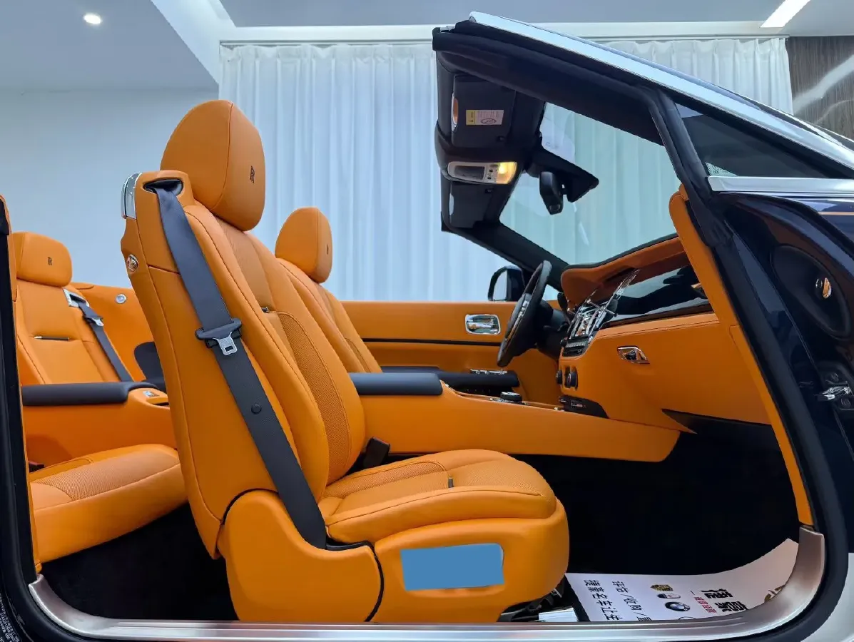 2018 Rolls-Royce Dawn 6.6T 571HP V12 8AT,autocango,china used car exporter,china ev exporter,chinese used car exporter,chinese used ev exporter