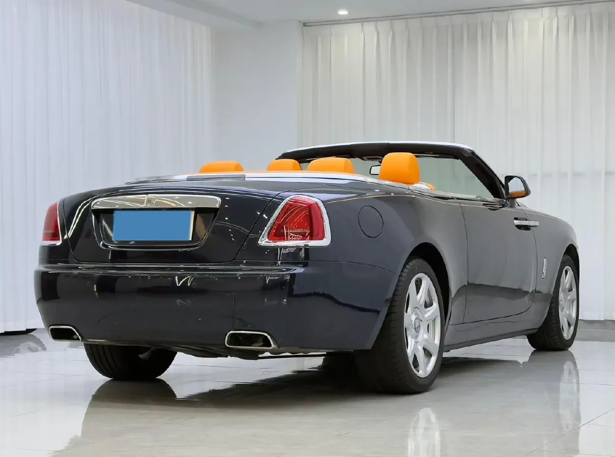 2018 Rolls-Royce Dawn 6.6T 571HP V12 8AT,autocango,china used car exporter,china ev exporter,chinese used car exporter,chinese used ev exporter