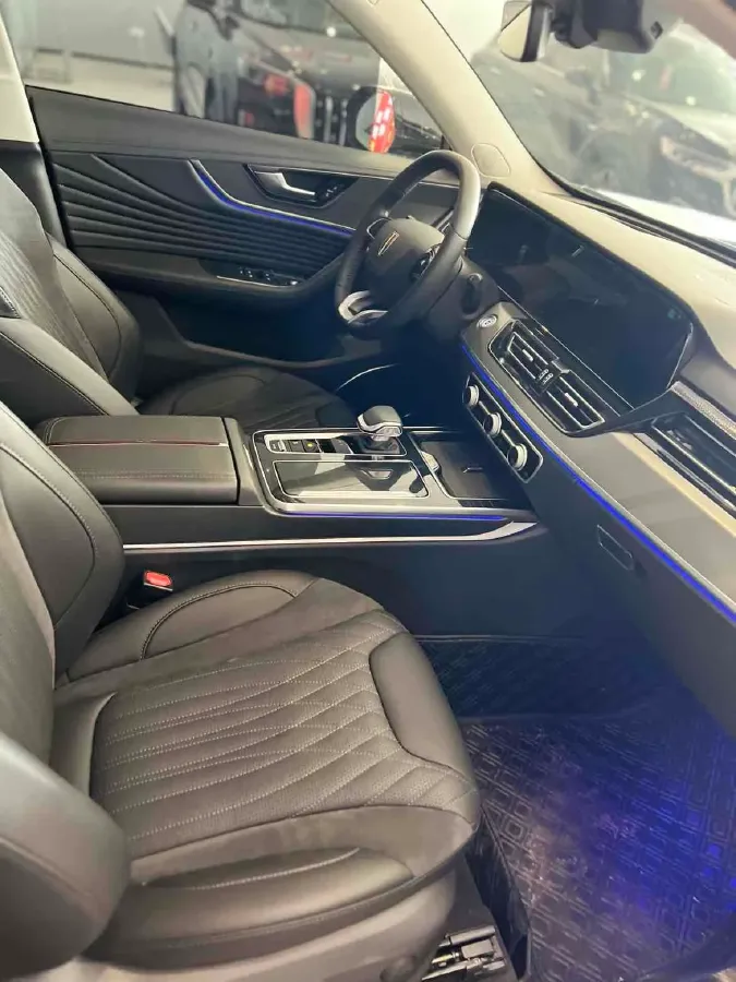 2025 HongQi HS5 2.0T 252HP L4 8AT,autocango,china used car exporter,china ev exporter,chinese used car exporter,chinese used ev exporter
