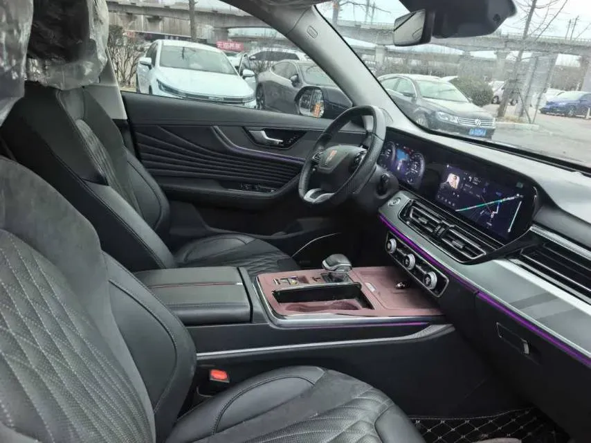 2023 HongQi HS5 2.0T 252HP L4 8AT,autocango,china used car exporter,china ev exporter,chinese used car exporter,chinese used ev exporter