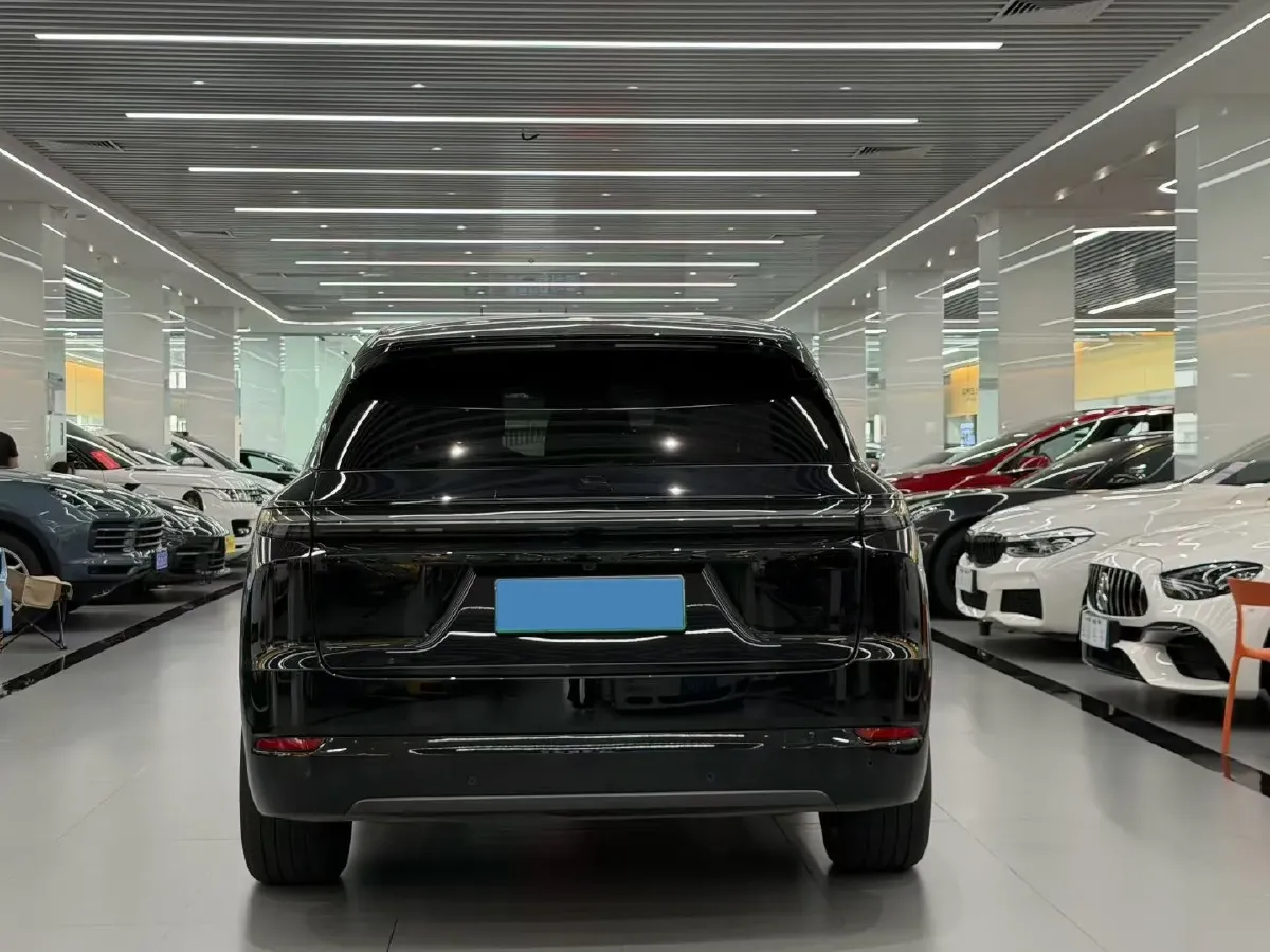 2025 Li L7 Range Extended 154HP REEV,autocango,china used car exporter,china ev exporter,chinese used car exporter,chinese used ev exporter