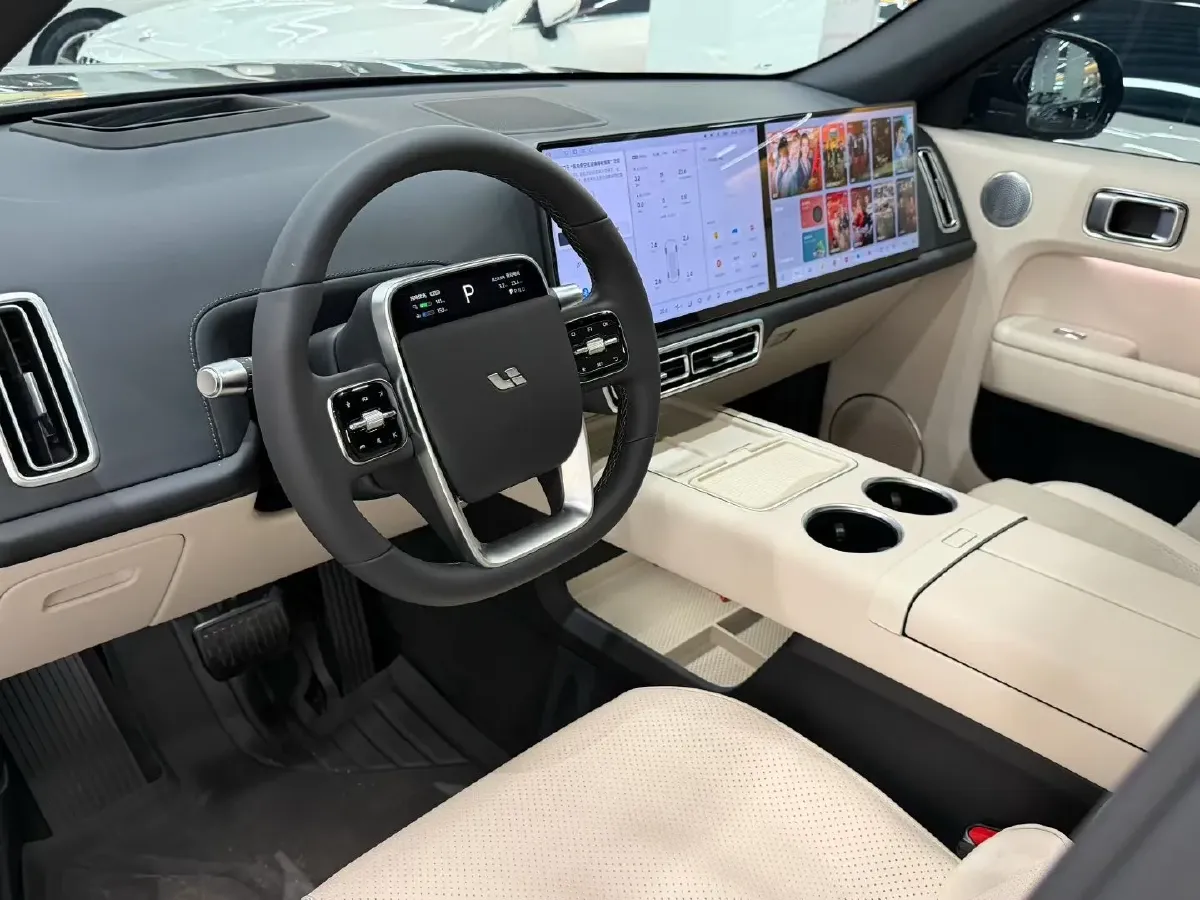 2025 Li L7 Range Extended 154HP REEV,autocango,china used car exporter,china ev exporter,chinese used car exporter,chinese used ev exporter
