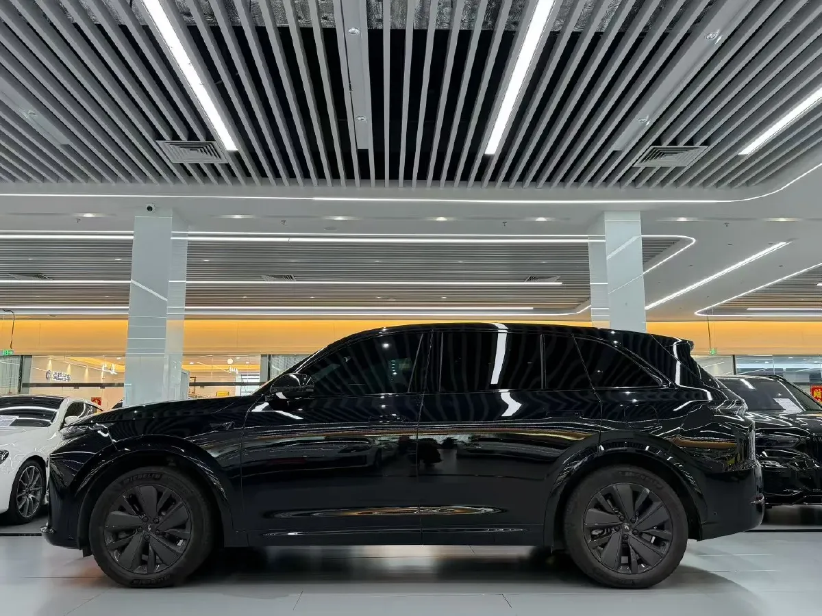 2025 Li L7 Range Extended 154HP REEV,autocango,china used car exporter,china ev exporter,chinese used car exporter,chinese used ev exporter