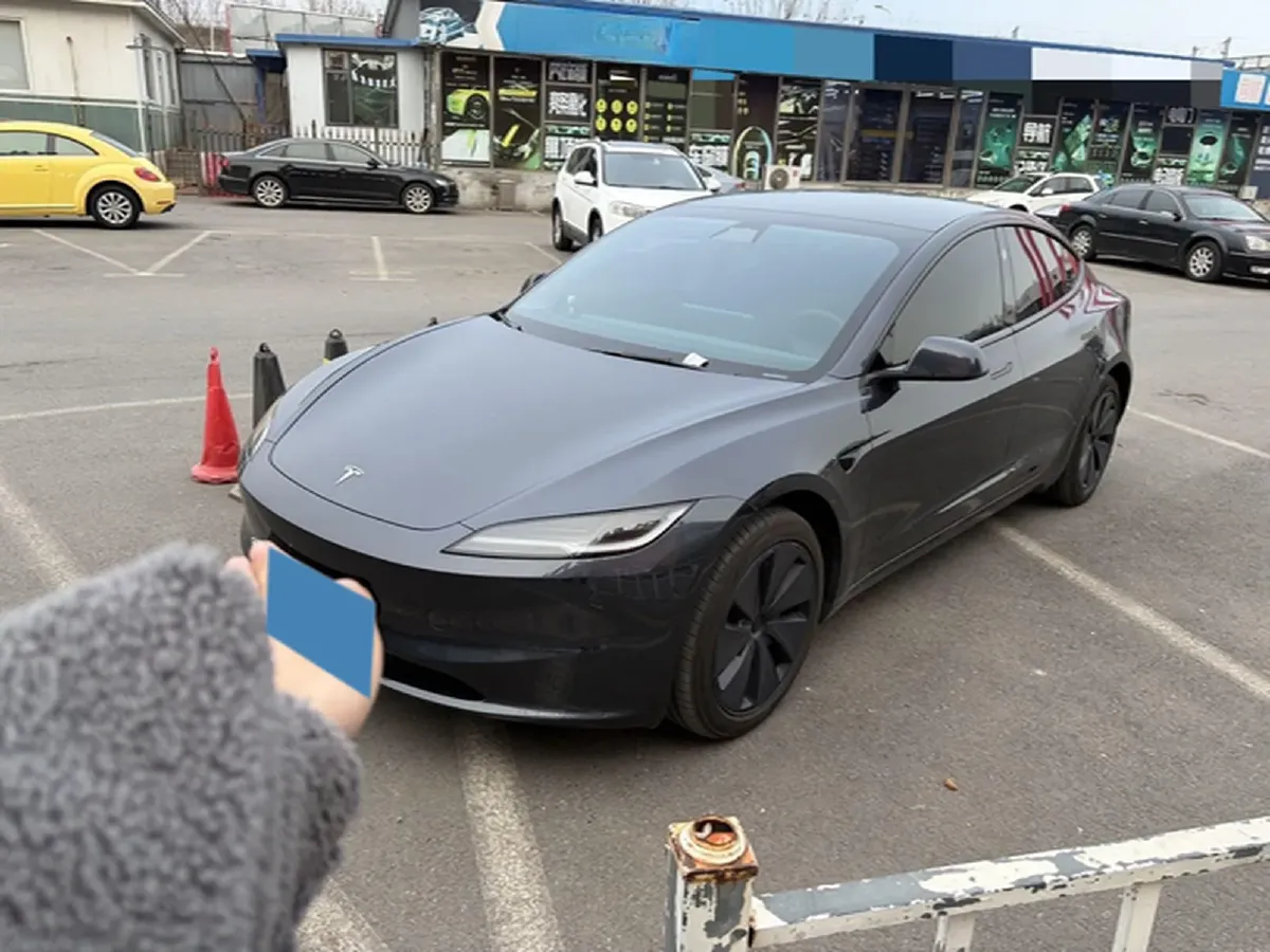 2025 Tesla Model 3 BEV,autocango,china used car exporter,china ev exporter,chinese used car exporter,chinese used ev exporter