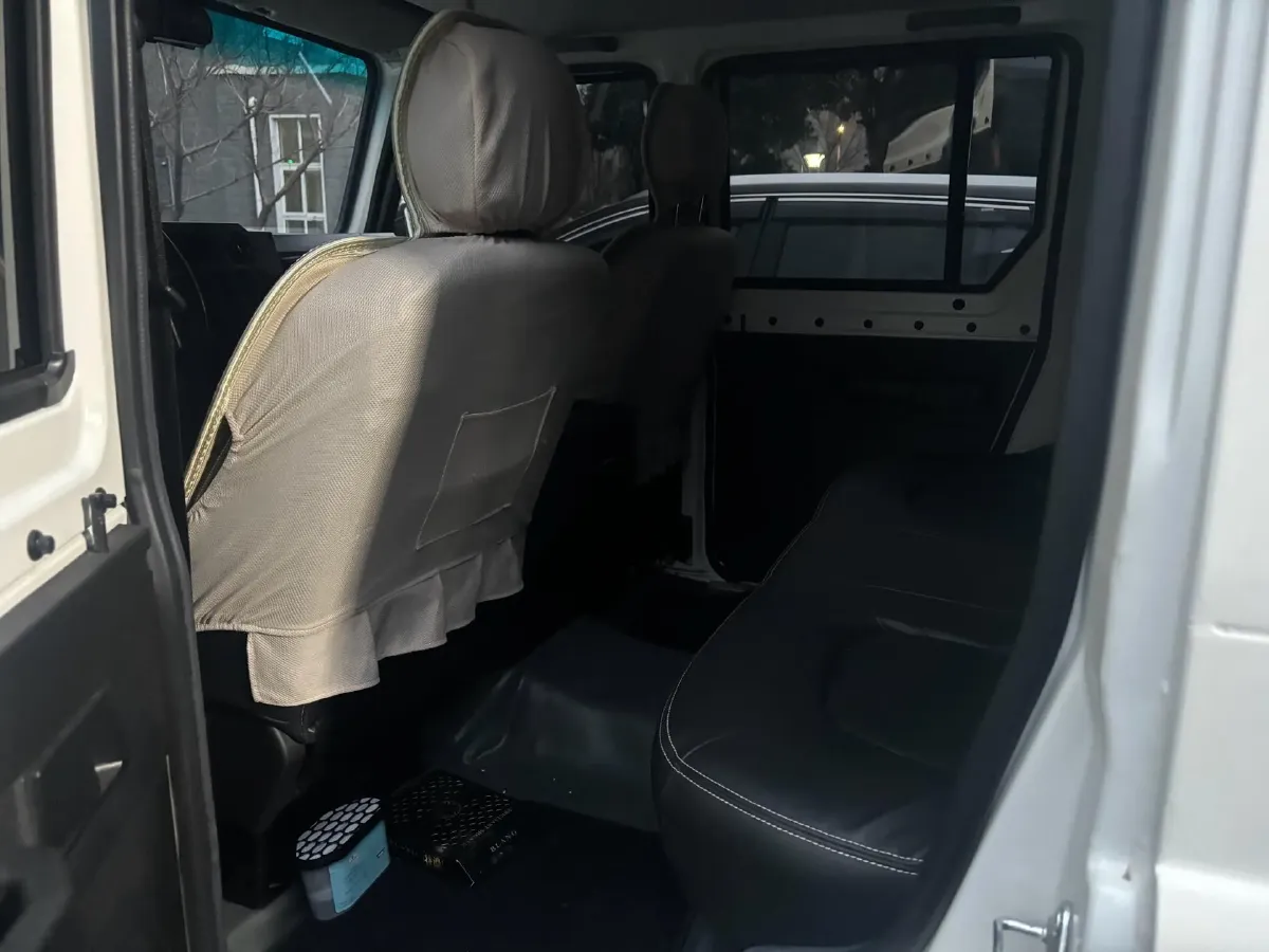 2023 BAW 212 2.4T 211HP L4 6MT,autocango,china used car exporter,china ev exporter,chinese used car exporter,chinese used ev exporter