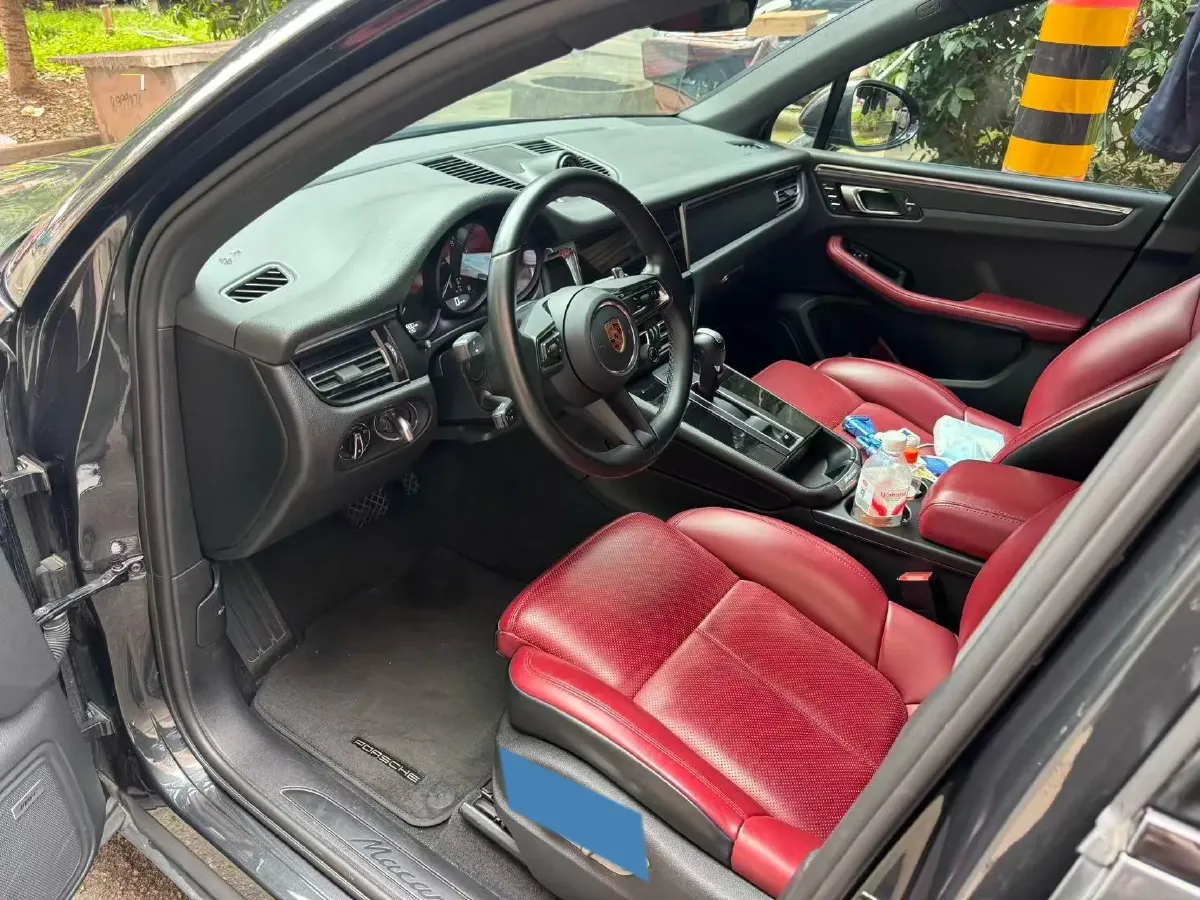2023 Porsche Macan 2.0T 265HP L4 7DCT,autocango,china used car exporter,china ev exporter,chinese used car exporter,chinese used ev exporter