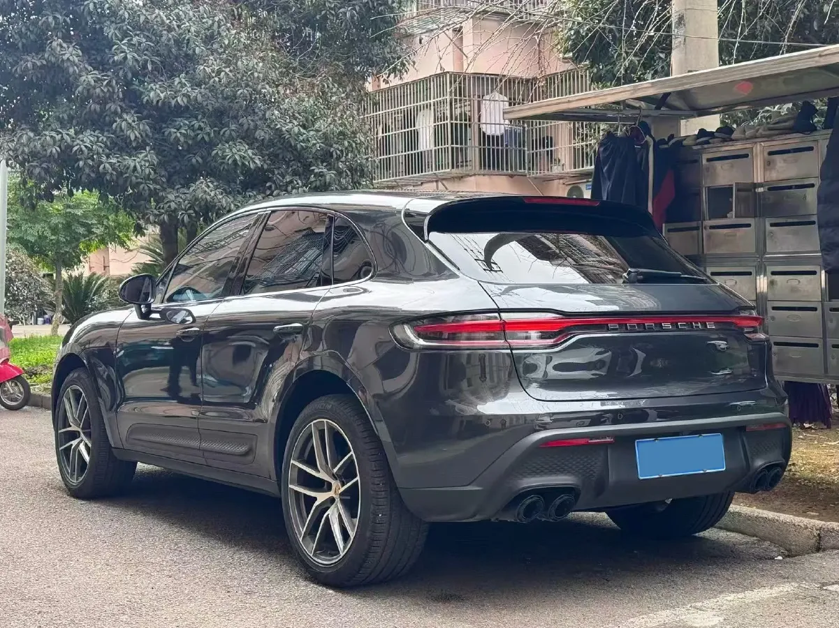 2023 Porsche Macan 2.0T 265HP L4 7DCT,autocango,china used car exporter,china ev exporter,chinese used car exporter,chinese used ev exporter