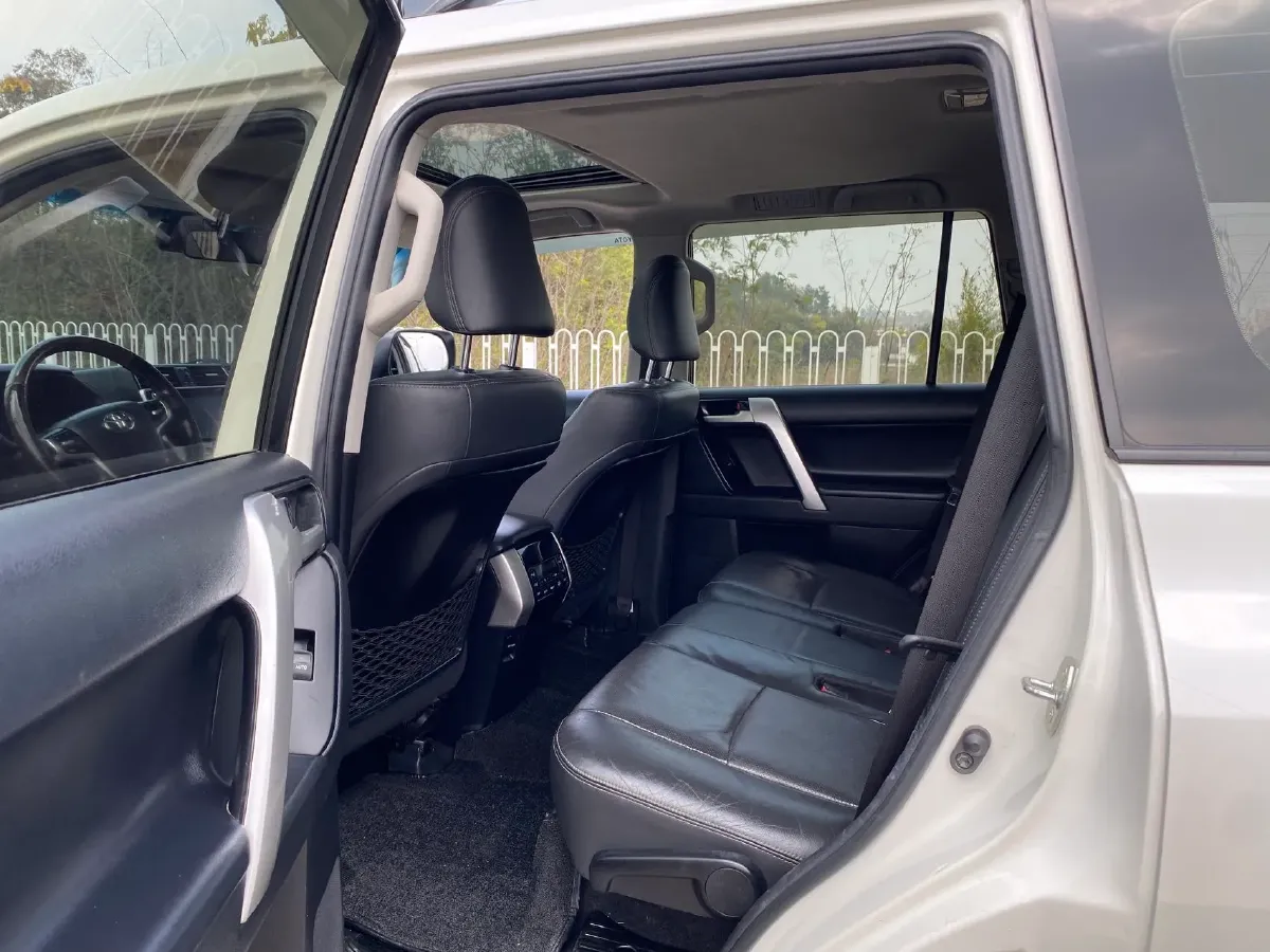 2018 Toyota Land Cruiser Prado 3.5L 280HP V6 6AT,autocango,china used car exporter,china ev exporter,chinese used car exporter,chinese used ev exporter