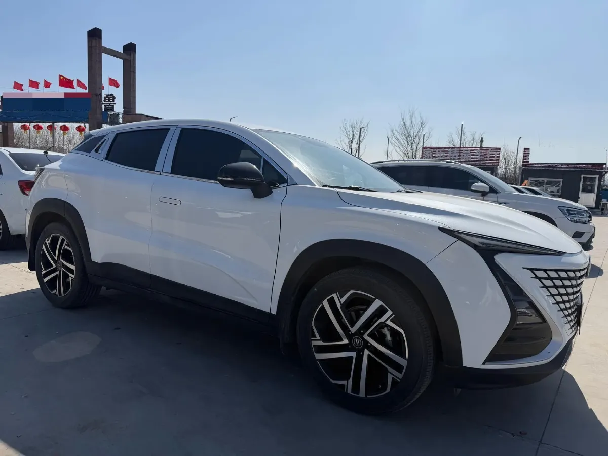 2020 ChangAn UNI-T 1.5T 180HP L4 7DCT,autocango,china used car exporter,china ev exporter,chinese used car exporter,chinese used ev exporter