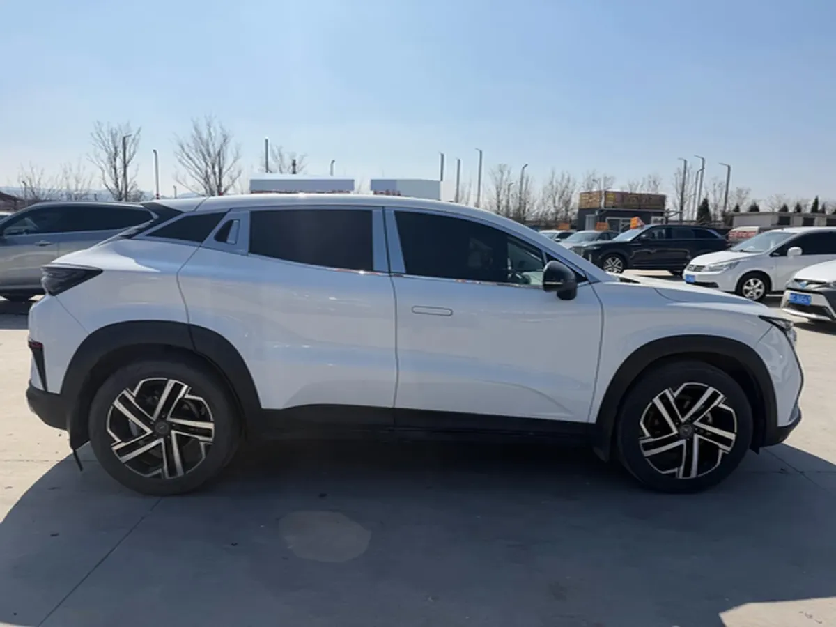2020 ChangAn UNI-T 1.5T 180HP L4 7DCT,autocango,china used car exporter,china ev exporter,chinese used car exporter,chinese used ev exporter