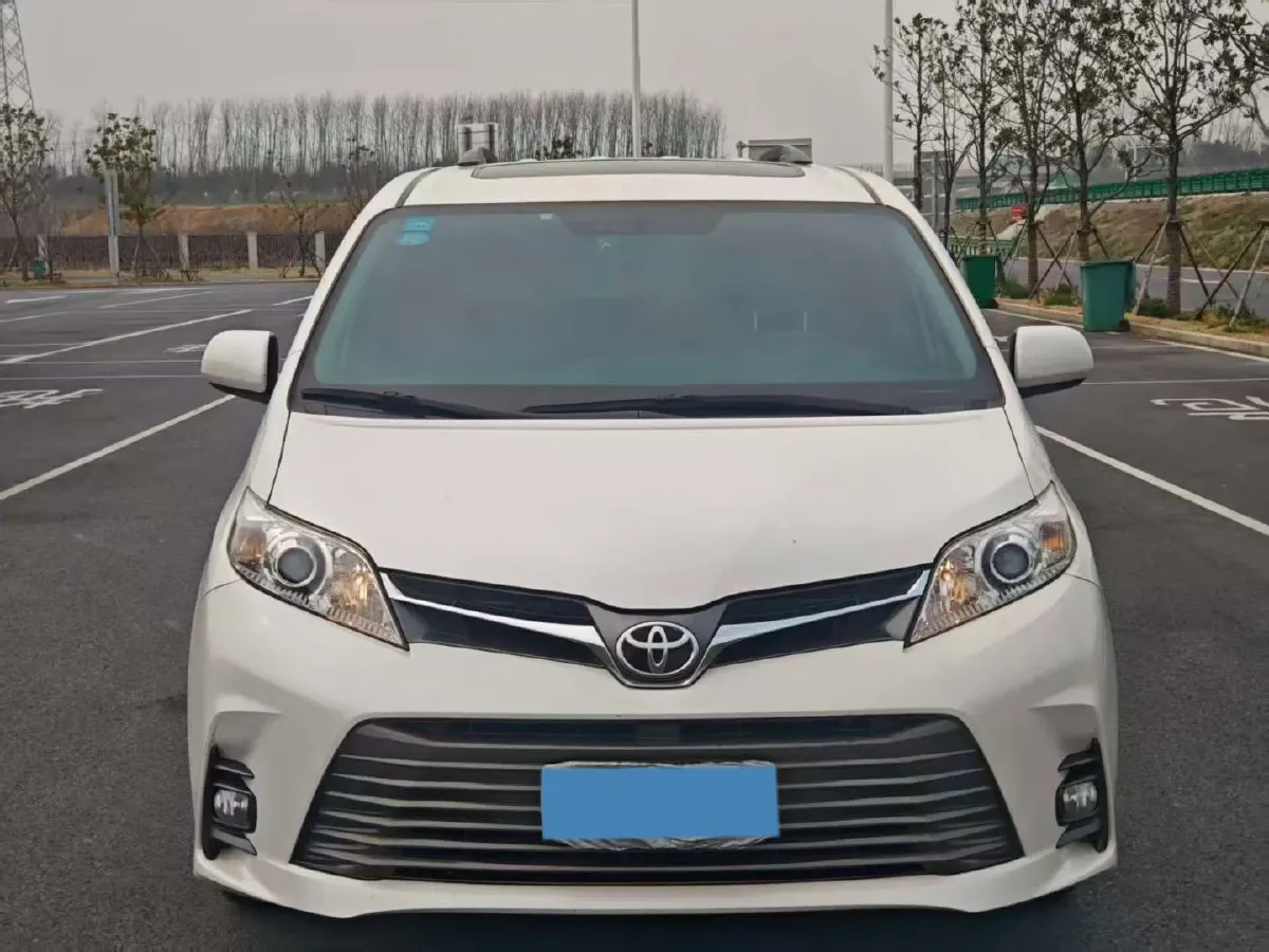 2019 Toyota Avalon 2.0L 178HP L4 CVT,autocango,china used car exporter,china ev exporter,chinese used car exporter,chinese used ev exporter