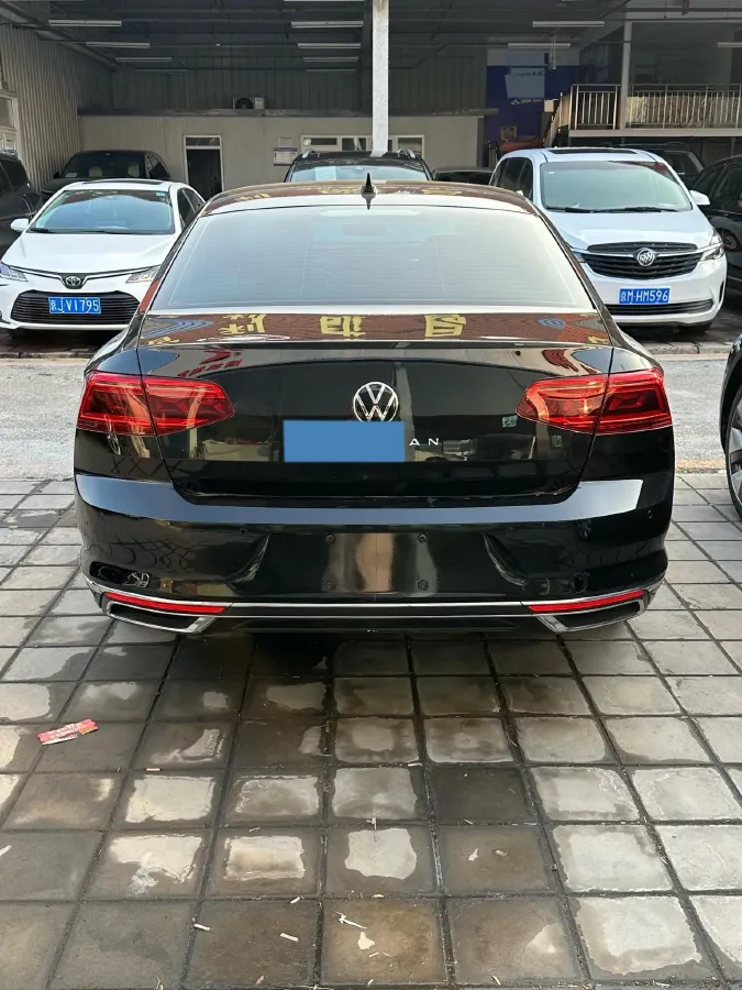 2020 Volkswagen Magotan 2.0T 186HP L4 7DCT,autocango,china used car exporter,china ev exporter,chinese used car exporter,chinese used ev exporter