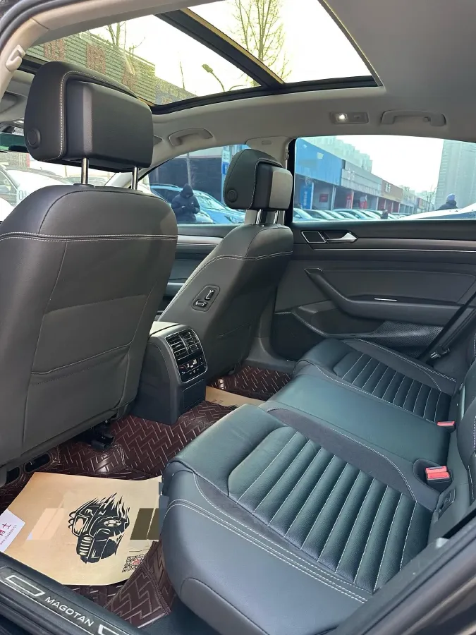 2020 Volkswagen Magotan 2.0T 186HP L4 7DCT,autocango,china used car exporter,china ev exporter,chinese used car exporter,chinese used ev exporter