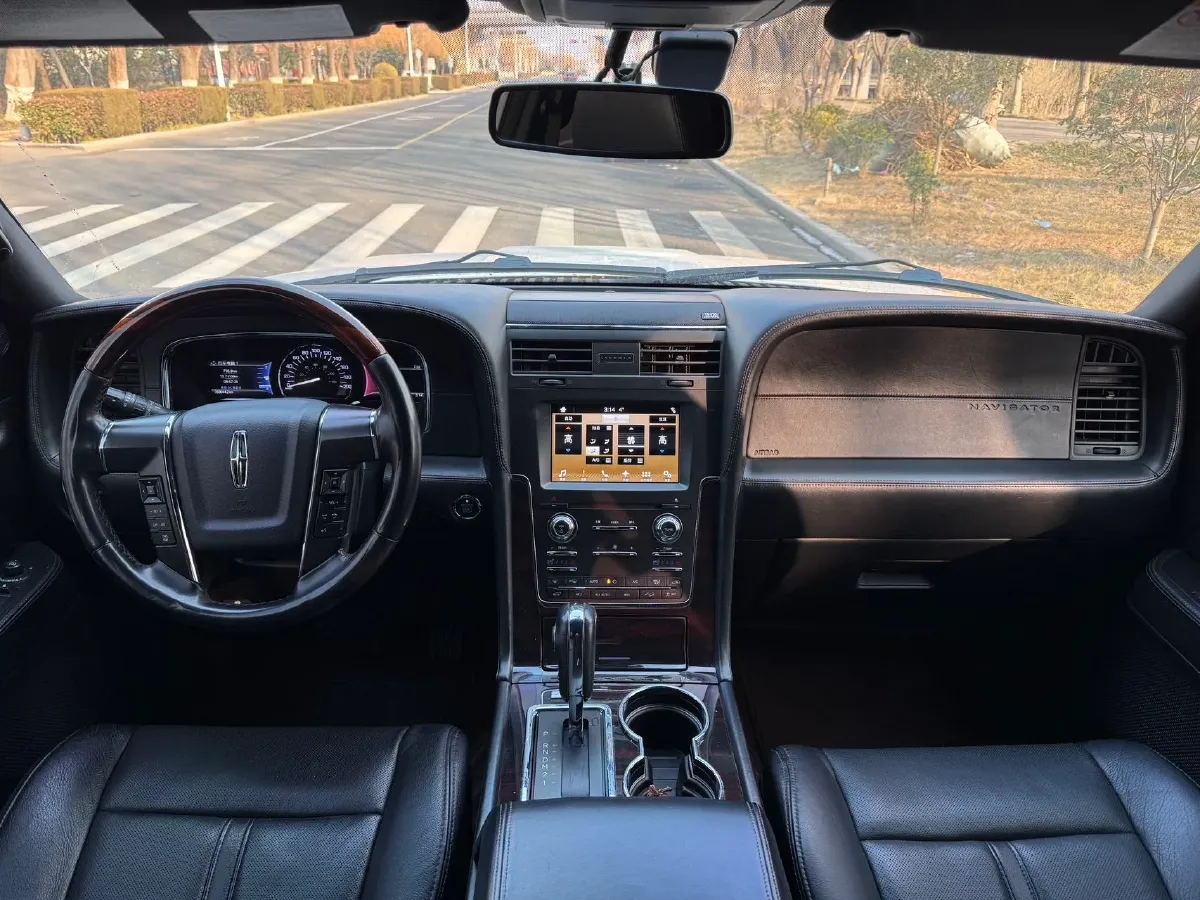 2017 Lincoln Navigator 3.5T 355HP V6 6AT,autocango,china used car exporter,china ev exporter,chinese used car exporter,chinese used ev exporter
