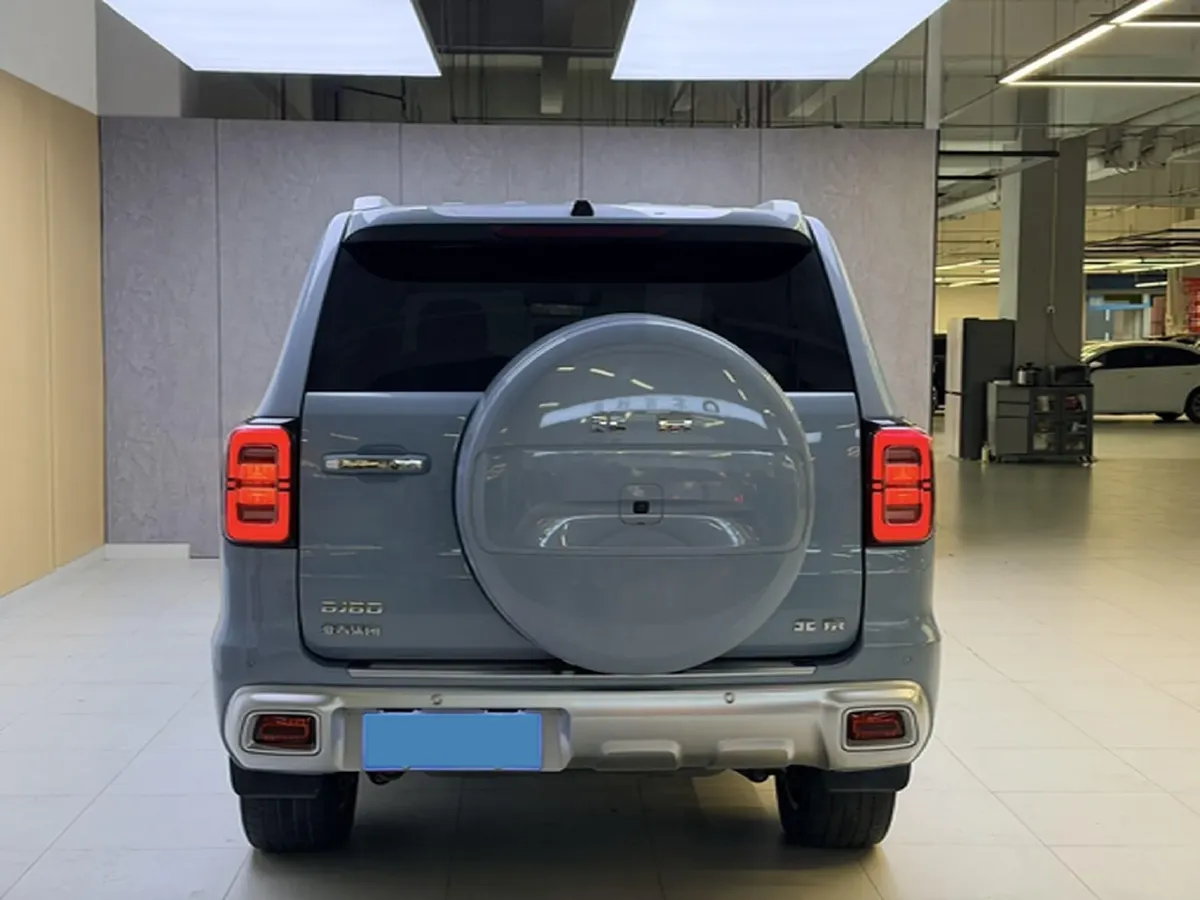 2022 Beijing BJ60 2.0T 267HP L4 8AT,autocango,china used car exporter,china ev exporter,chinese used car exporter,chinese used ev exporter