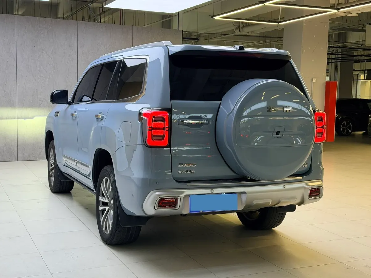 2022 Beijing BJ60 2.0T 267HP L4 8AT,autocango,china used car exporter,china ev exporter,chinese used car exporter,chinese used ev exporter