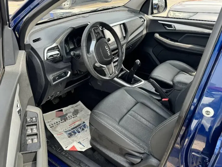 2022 Isuzu RE-MAX Jim 2.8T 120HP L4 5MT,autocango,china used car exporter,china ev exporter,chinese used car exporter,chinese used ev exporter