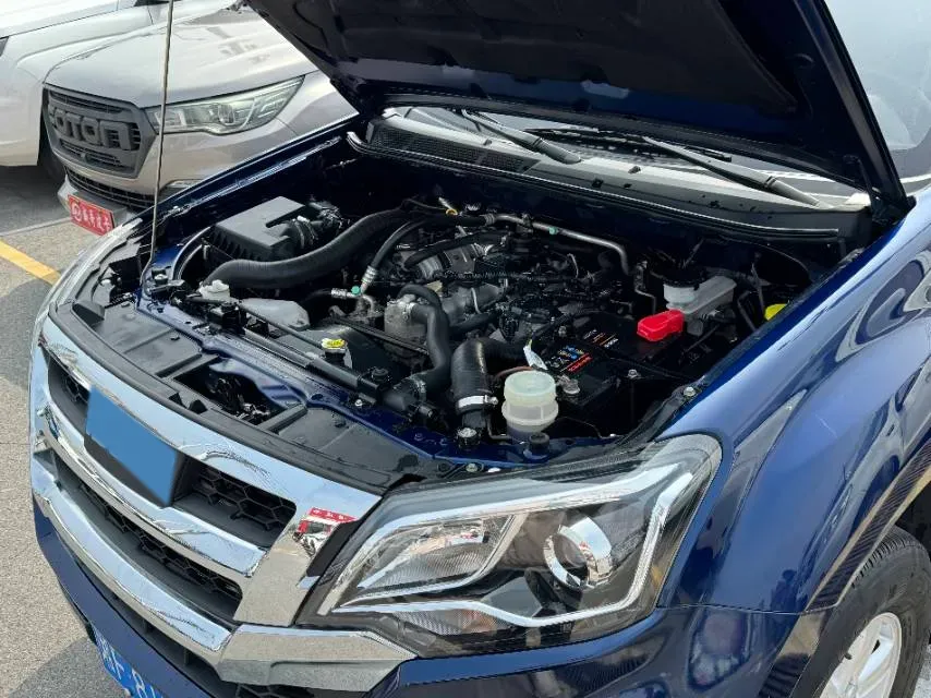 2022 Isuzu RE-MAX Jim 2.8T 120HP L4 5MT,autocango,china used car exporter,china ev exporter,chinese used car exporter,chinese used ev exporter