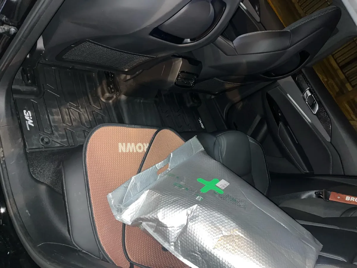 2022 LYNK&CO 03 2.0T 190HP L4 7DCT,autocango,china used car exporter,china ev exporter,chinese used car exporter,chinese used ev exporter