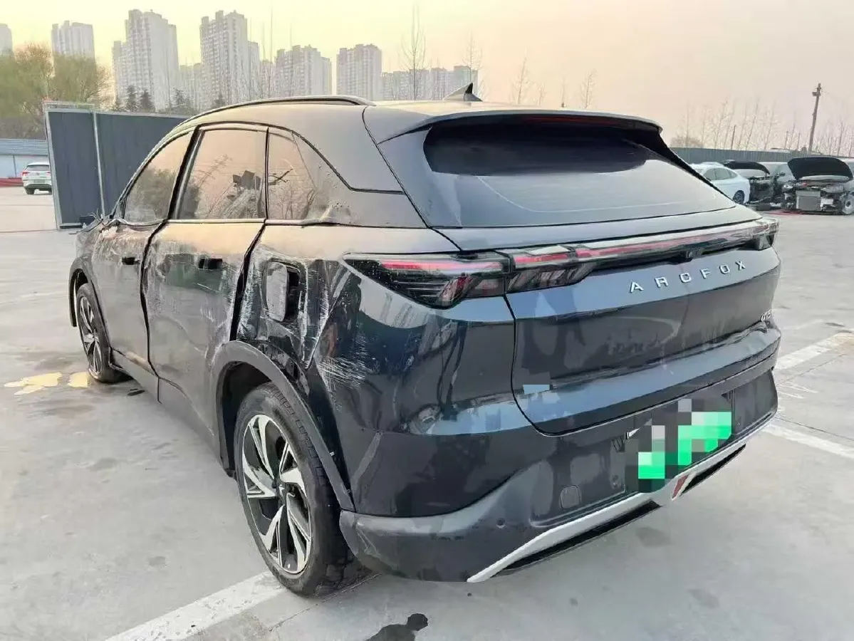 2024 HongQi H5 2.0T 224HP L4 8AT,autocango,china used car exporter,china ev exporter,chinese used car exporter,chinese used ev exporter