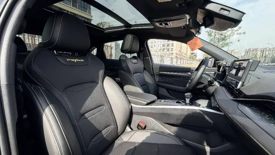 2023 Geely Preface 1.5T 181HP L4 7DCT,autocango,china used car exporter,china ev exporter,chinese used car exporter,chinese used ev exporter