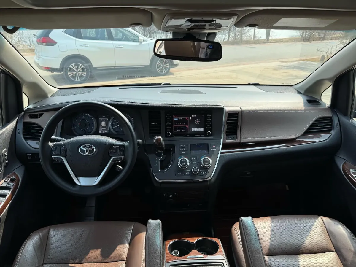 2018 Toyota Highlander 2.0T 220HP L4 6AT,autocango,china used car exporter,china ev exporter,chinese used car exporter,chinese used ev exporter